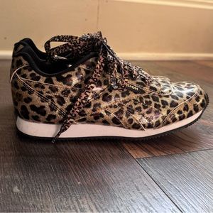 Reebok tennis shoe